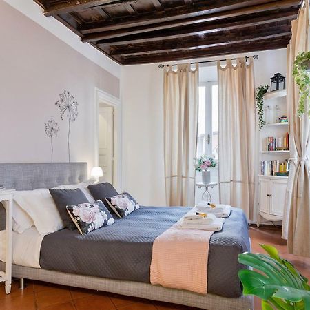 Rome As You Feel - Santo Stefano Apartment Bagian luar foto